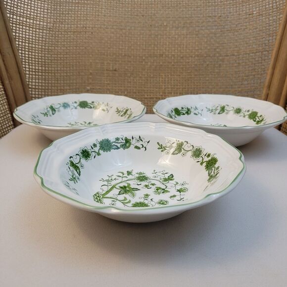 Green Floral Patterned Dining Bowls - Picture 3 of 6